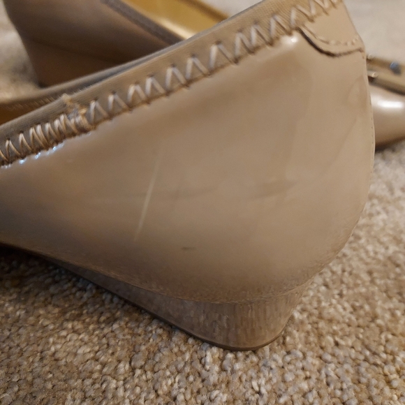 Tan/beige wedge - Picture 5 of 6